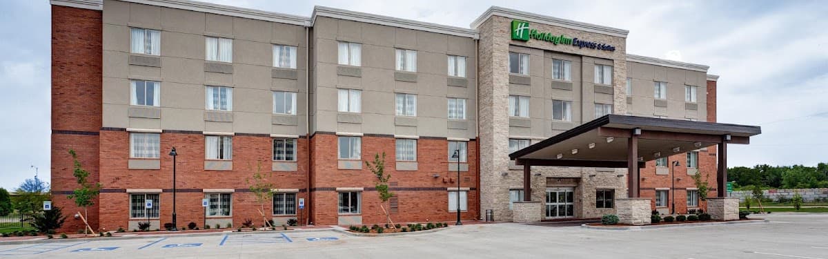 Holiday Inn Express & Suites Great Bend by IHG, Hotel in Great Bend