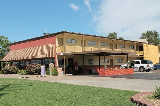 The Travelers Budget Inn, Hotel in Great Bend
