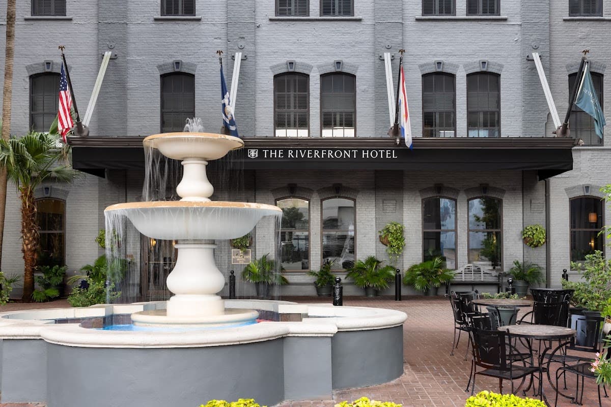 The Riverfront Hotel New Orleans, Hotel in New Orleans