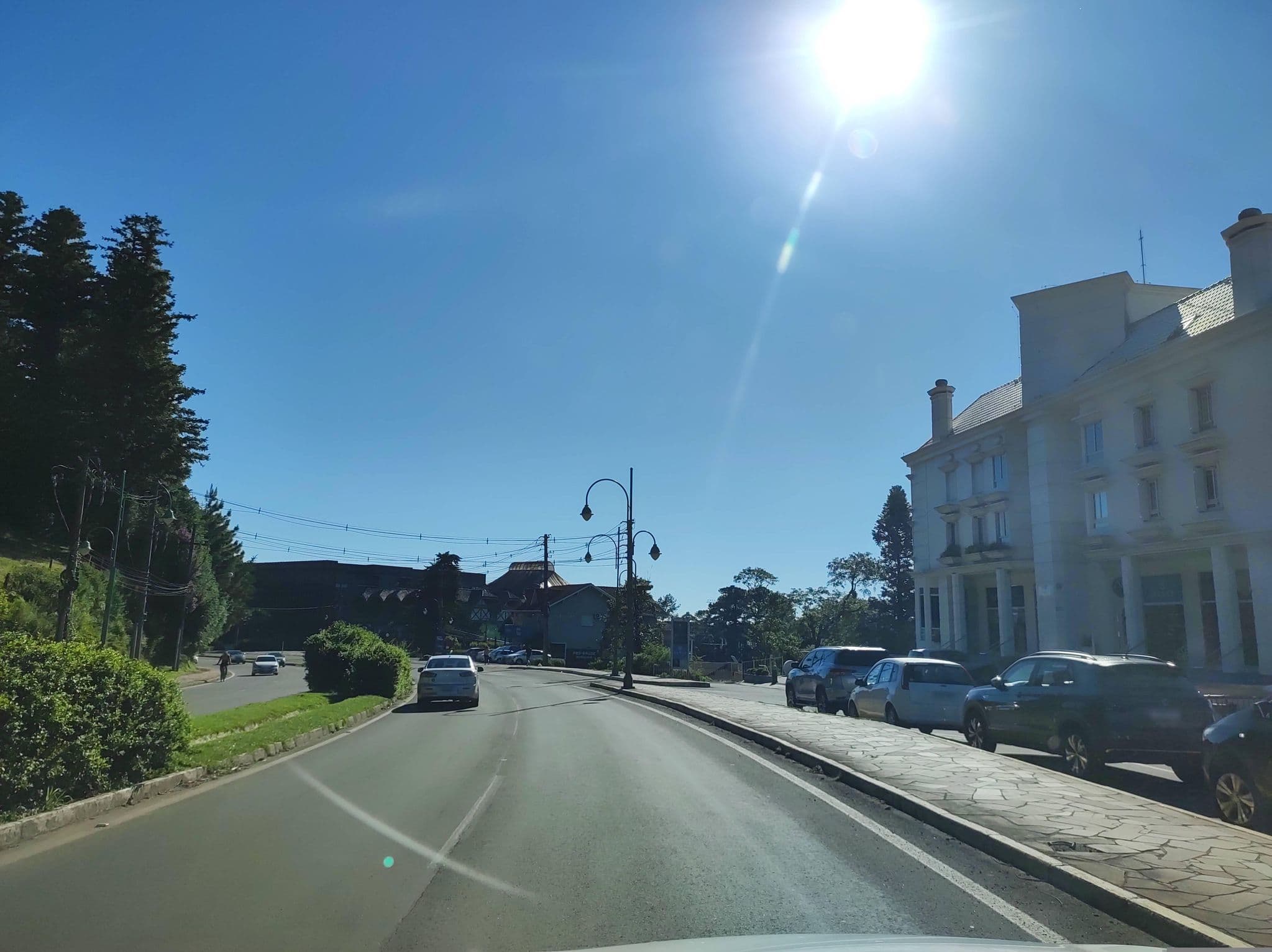 Street view near Laghetto Allegro Toscana, Gramado — © diegokrein (CC BY-SA · Mapillary)