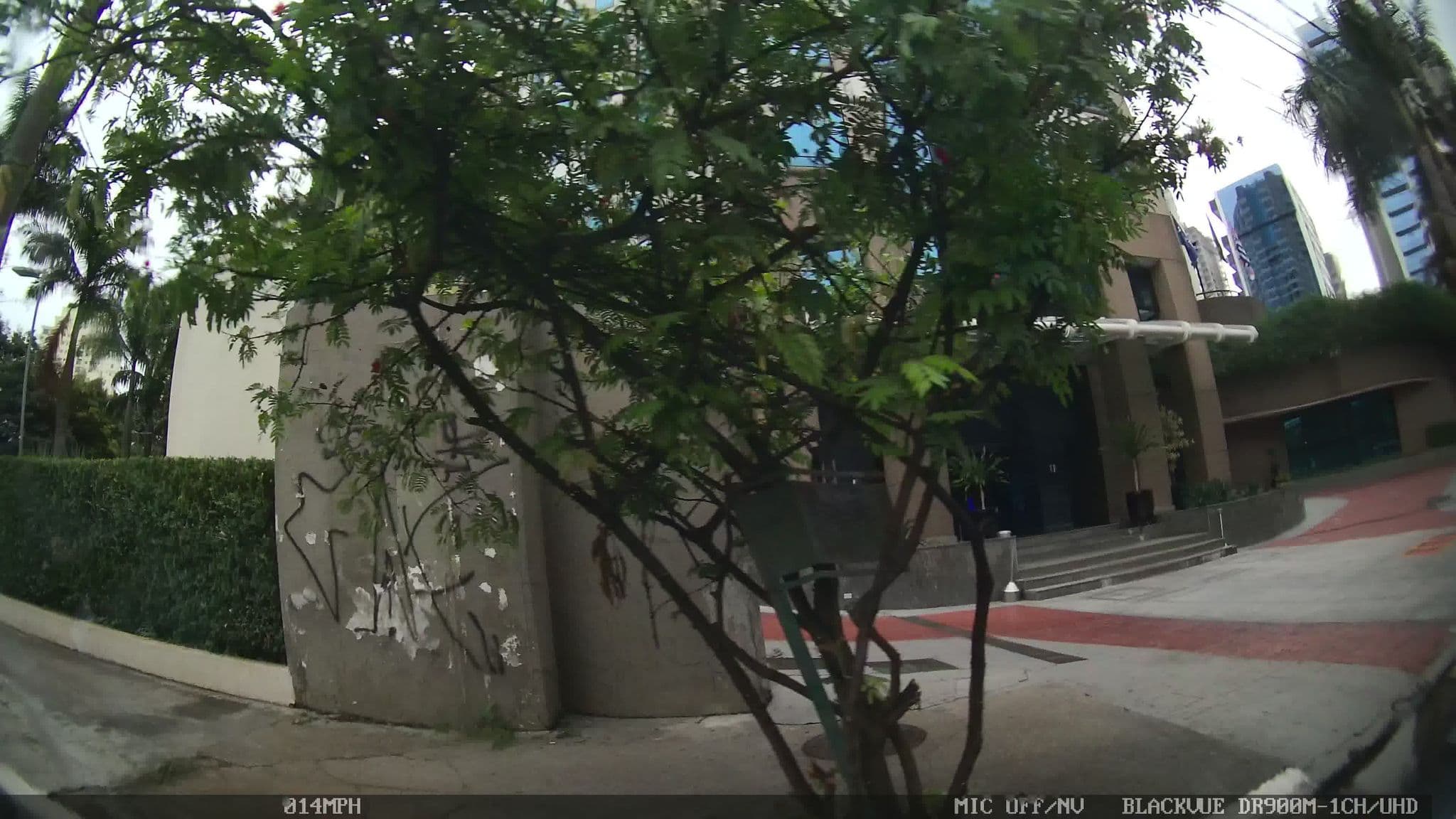 Street view near Blue Tree Towers, Santo Amaro — © kaart_4 (CC BY-SA · Mapillary)
