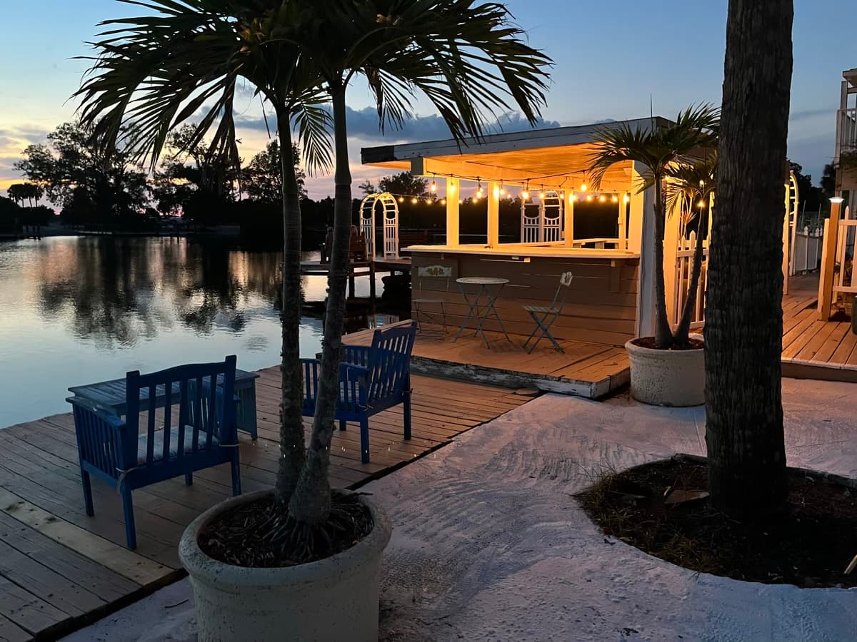 The Inn at Turtle Beach: Currently Closed for Bookings and Under Renovation, Hotel in Vamo