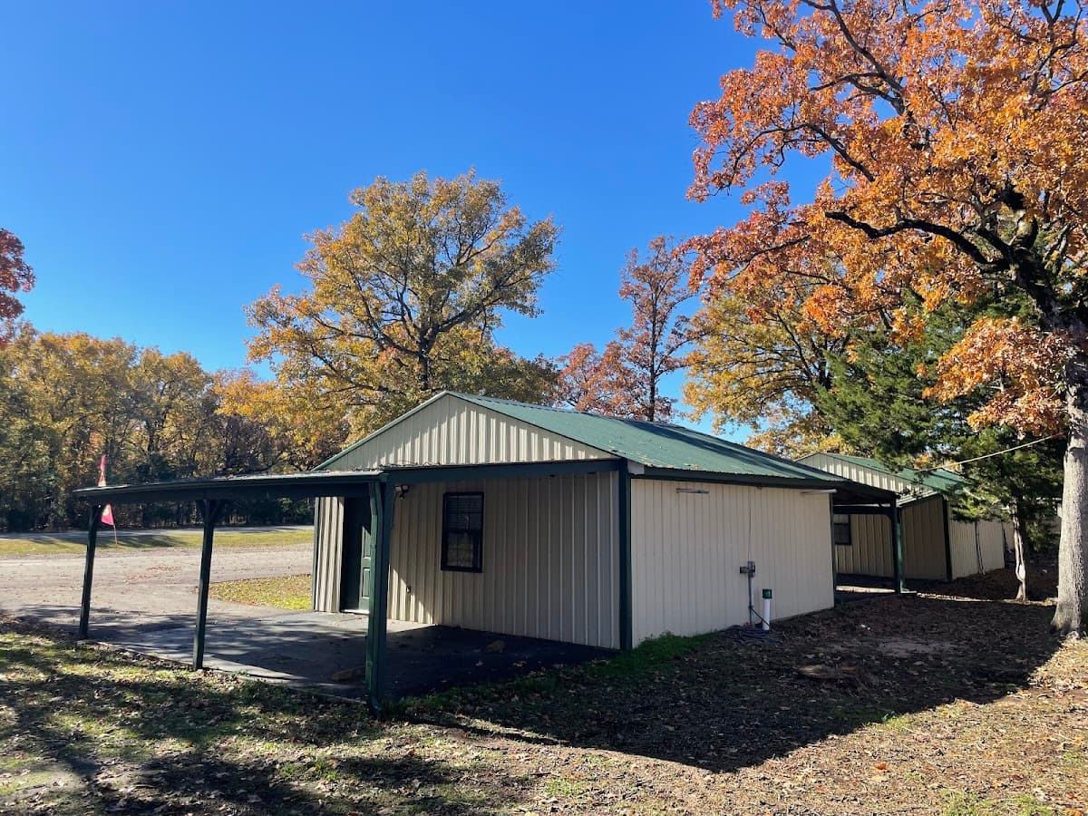 Scenic 515 Cabins on Lake Fork, Hotel in Gunter