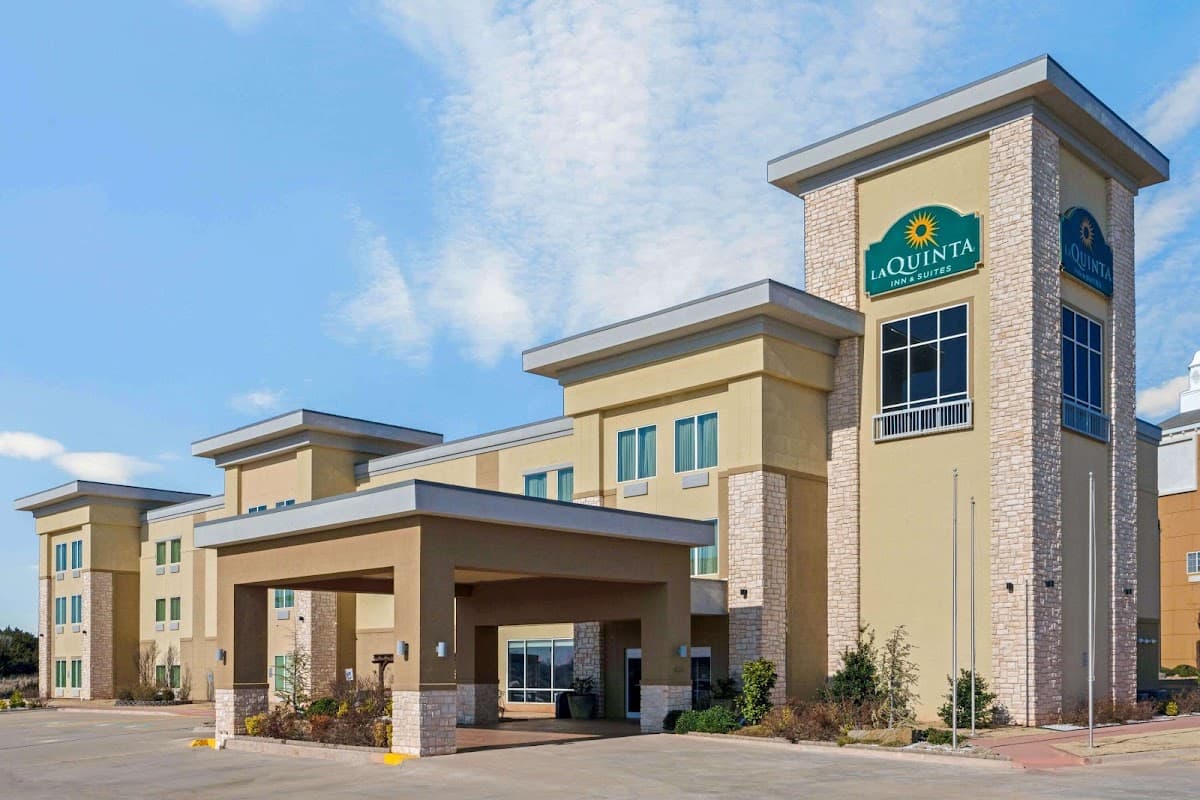La Quinta Inn & Suites by Wyndham Guthrie, Hotel in Guthrie