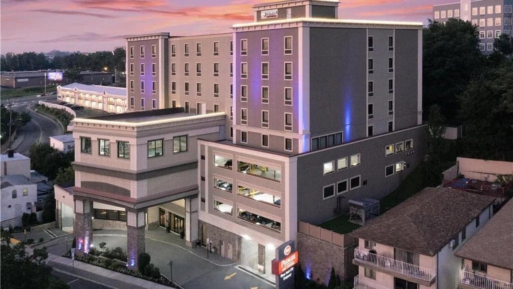 Best Western Premier NYC Gateway Hotel, Hotel in Weehawken