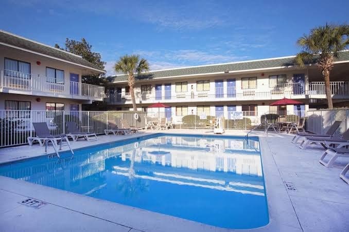North Charleston Lodge, Hotel in Hanahan