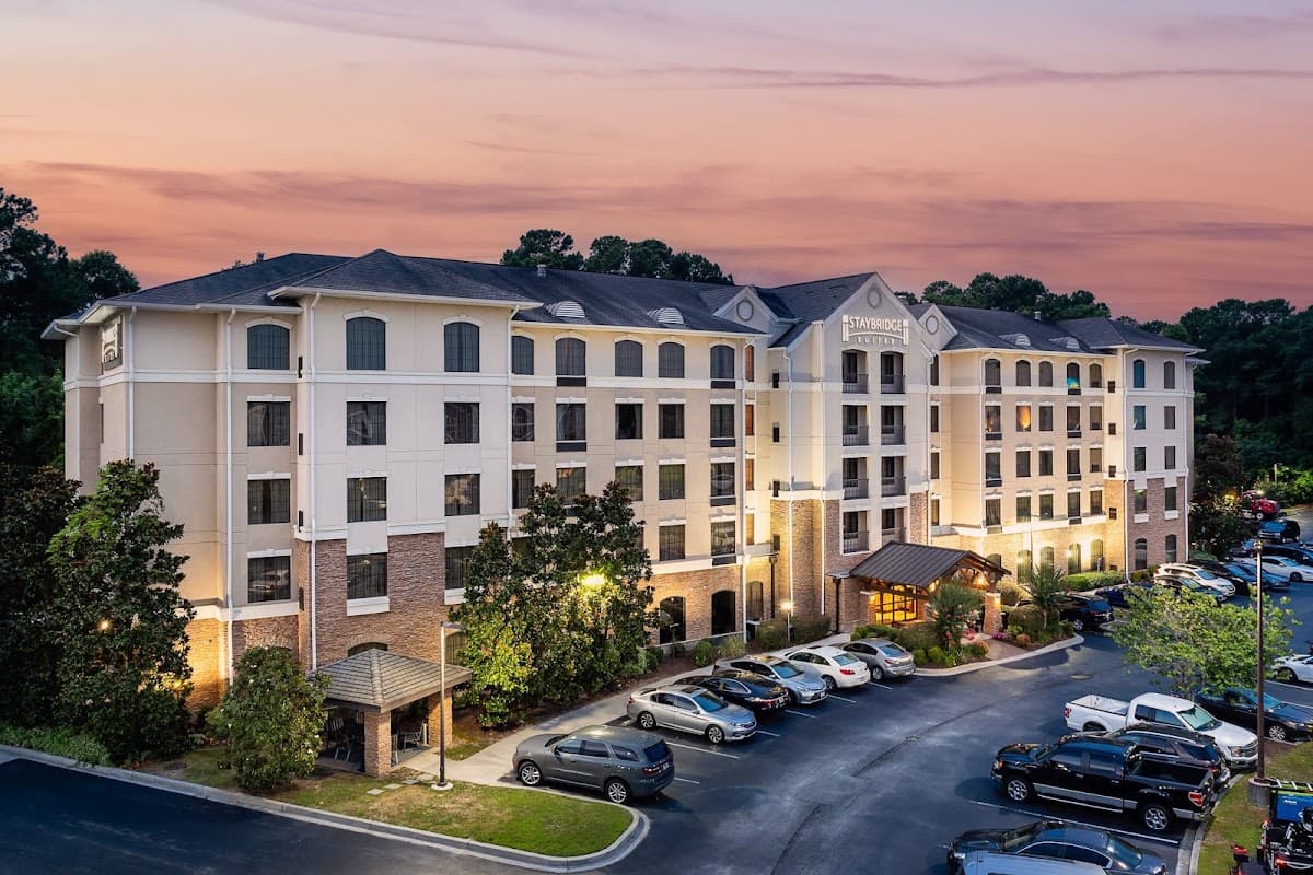 Staybridge Suites Charleston-Ashley Phosphate by IHG, Aparthotel in Hanahan