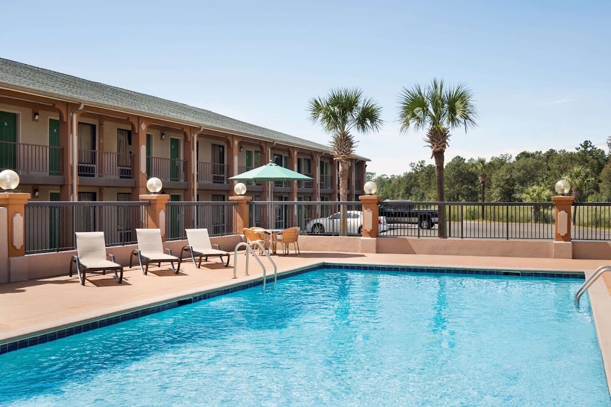 Days Inn by Wyndham Hardeeville/ I-95 State Line, Hotel in Hardeeville