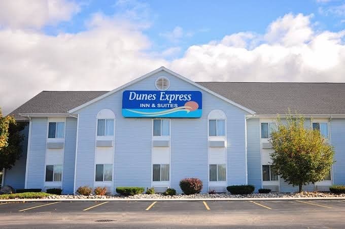 Dunes Express Inn & Suites, Hotel in Hart