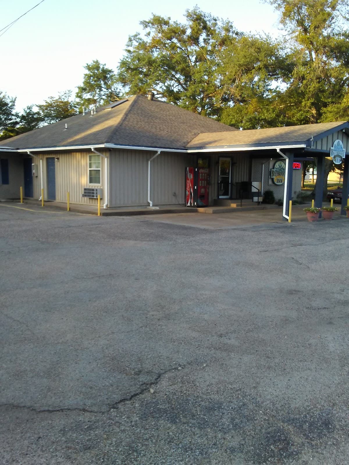 Bluebonnet Inn Inc, Hotel in Hawkins