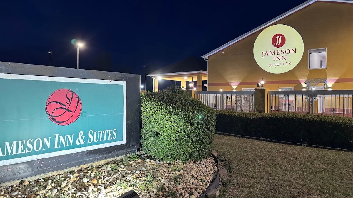 Jameson Inn & Suites Hazlehurst, Hotel in Hazlehurst