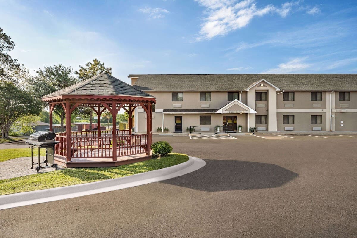 Baymont by Wyndham Hearne, Hotel in Hearne