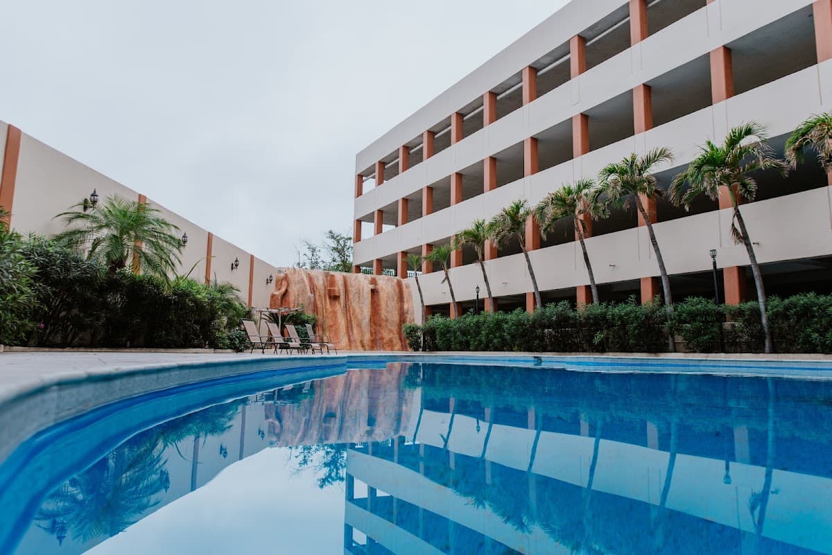 Hotel Royal Garden, Hotel in Hidalgo