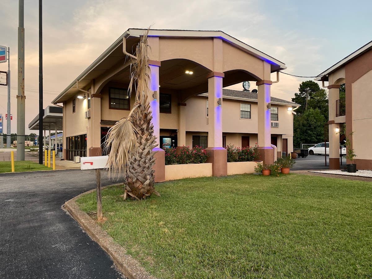 Apple Tree Inn, Hotel in Lindale