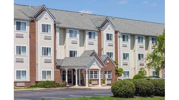 Microtel Inn & Suites by Wyndham Richmond Airport, Hotel in Sandston