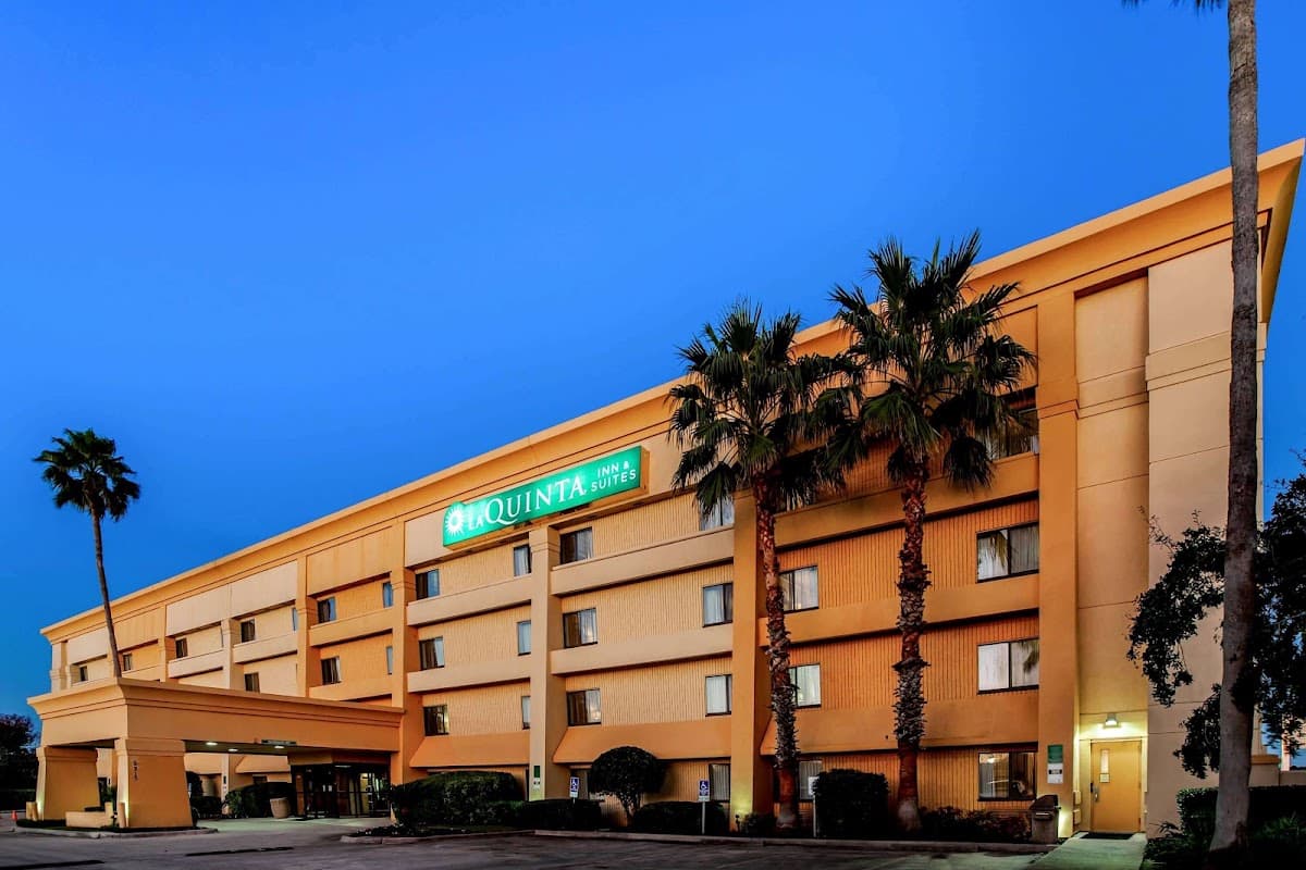 La Quinta Inn & Suites by Wyndham Houston Baytown East, Hotel in Highlands
