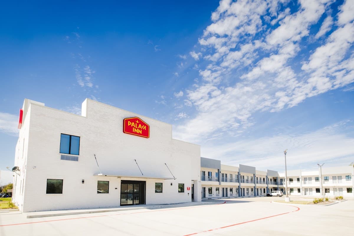 Palace Inn Baytown @ Harrison st, Motel in Highlands