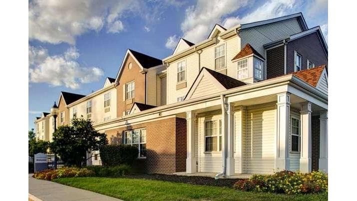 Hawthorn Extended Stay by Wyndham Cincinnati NE/Mason, Hotel in Landen