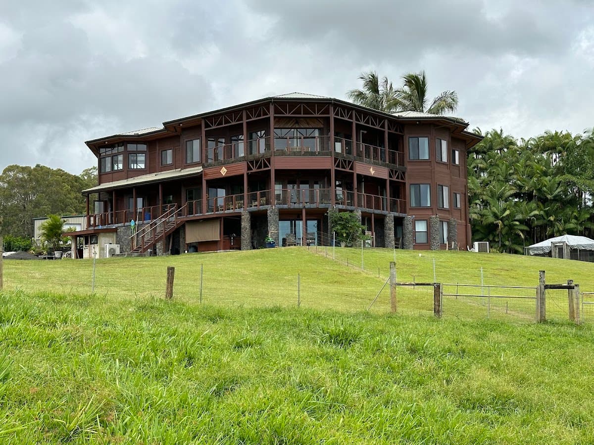 Hawaii Magic Skies Farmstay, Bed & Breakfast in Wainaku