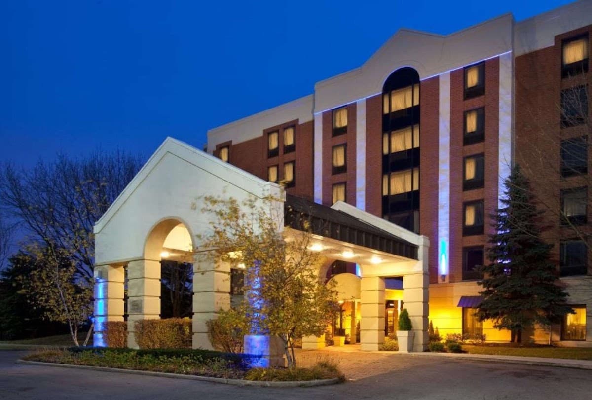 Radisson Hotel Schaumburg, Hotel in Hoffman Estates