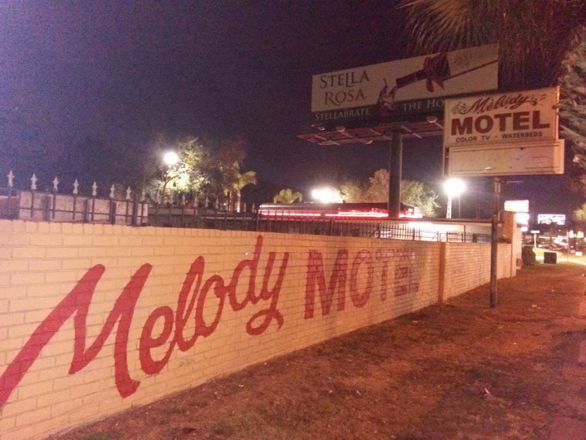 Zada Hotel, Motel in Holden Heights