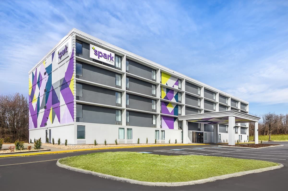 Spark by Hilton Roanoke Airport, Hotel in Hollins