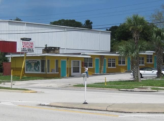 Tropizar Motel, Motel in Holly Hill