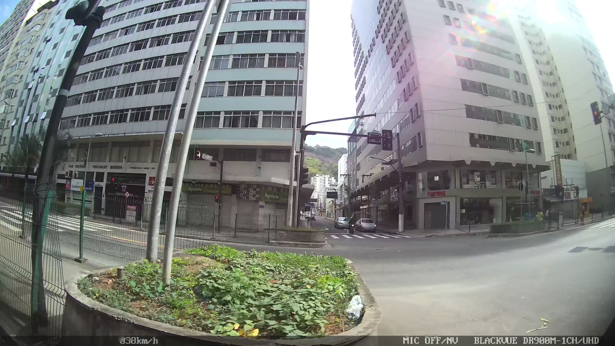 Street view near Ritz Plaza Hotel, Juiz de Fora — © kaart_2 (CC BY-SA · Mapillary)