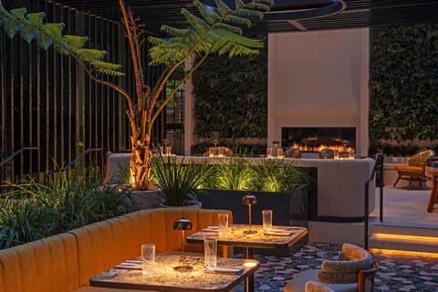 W Hollywood, Hotel in Hollywood