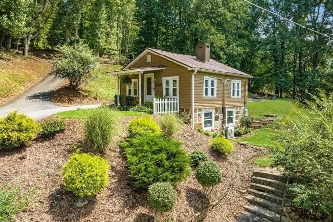 Cozy Mountain Cottage, Holiday Home in Horse Shoe