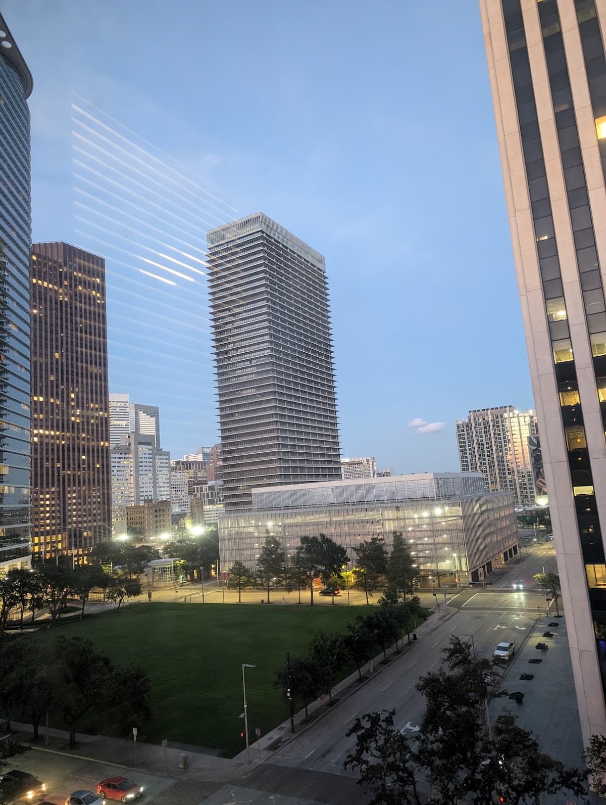 Houston Hotel Associates, Hotel in Houston