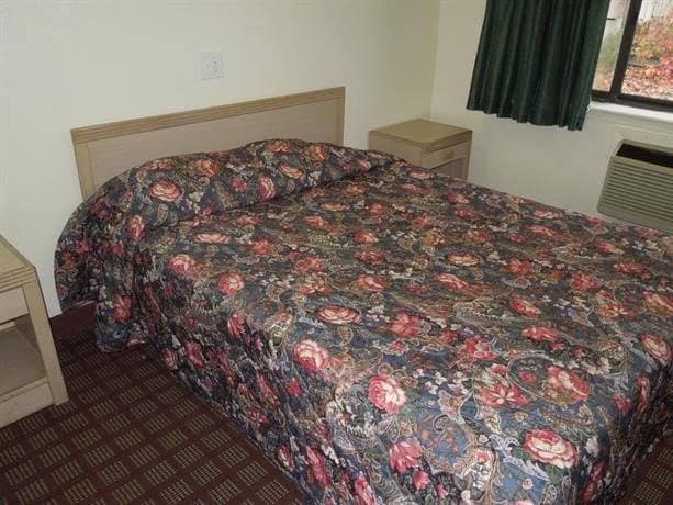 West Shore Motel, Motel in Rossville