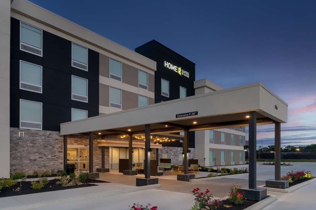 Home2 Suites by Hilton Kokomo, Hotel in Indian Heights