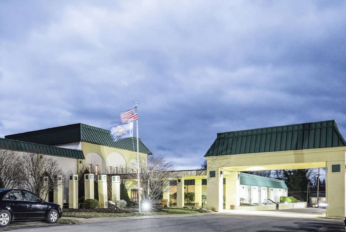 Ramada by Wyndham Indiana, Hotel in Indiana