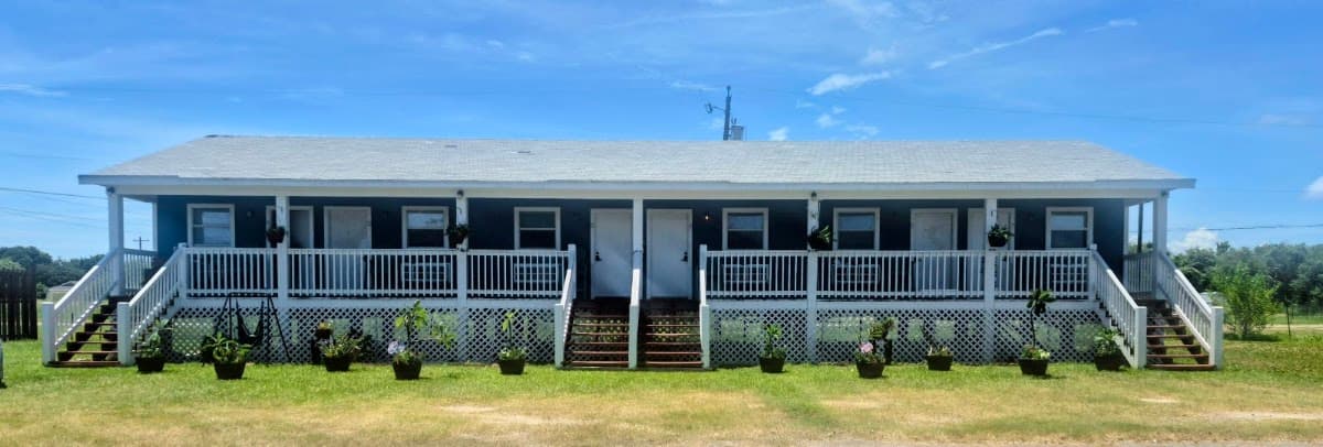 Marina Motor Lodge & Studios, Motel in Aransas Pass