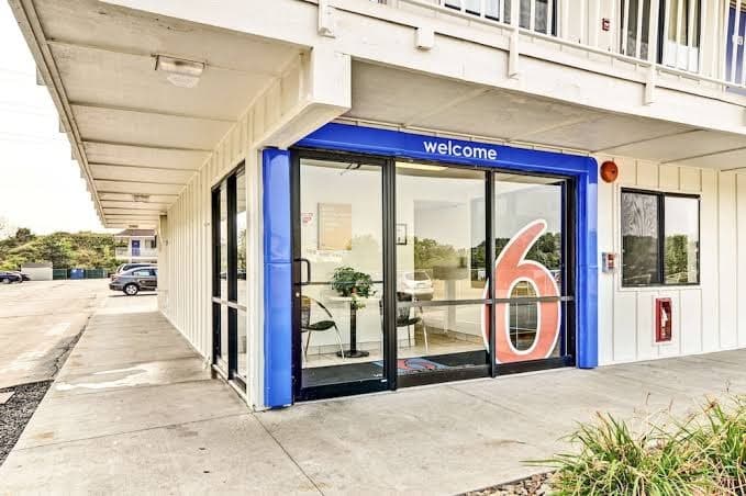 Go 2 By Relianse - Pittsburgh, PA - Cafton, Motel in Kennedy Township