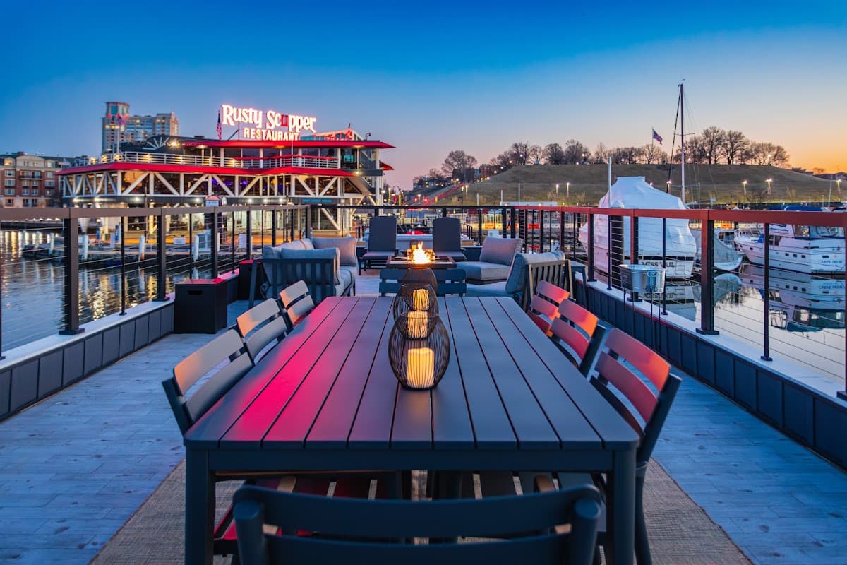 FLOHOM 13 | Port Noir, Hotel in Inner Harbor
