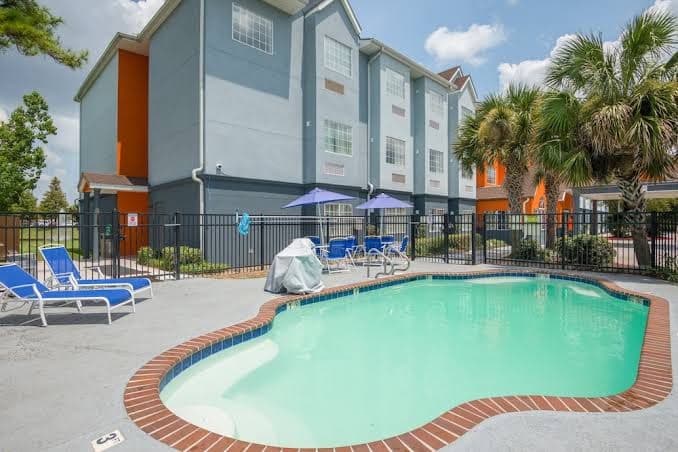 Trident Inn & Suites, Baton Rouge, Aparthotel in Village Saint George
