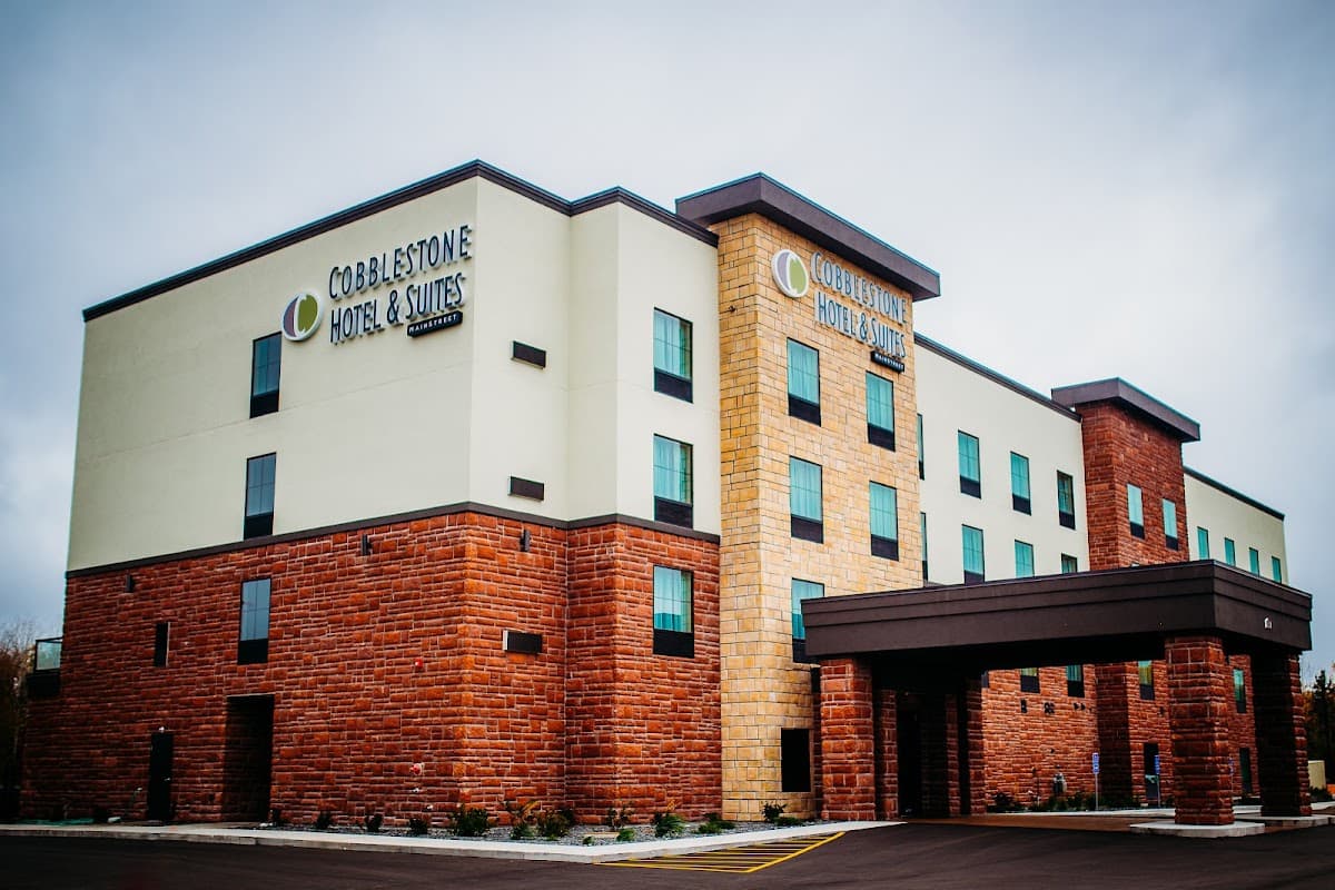 Cobblestone Hotel & Suites - International Falls, Hotel in International Falls