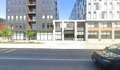 Chicago, Hotel in Iowa City