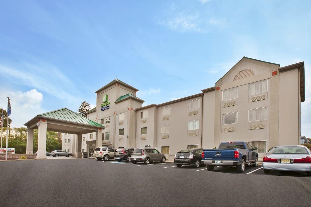 Holiday Inn Express Irwin (PA Tpk Exit 67) by IHG, Hotel in Irwin