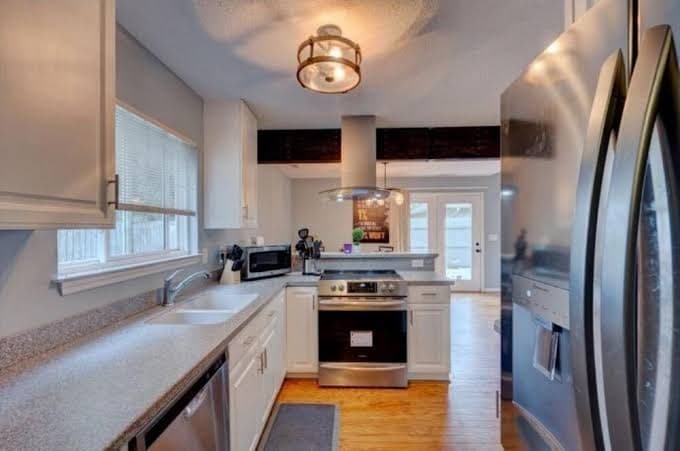Beautiful 3bed 2.5bath in prime location James Island, Hotel in James Island