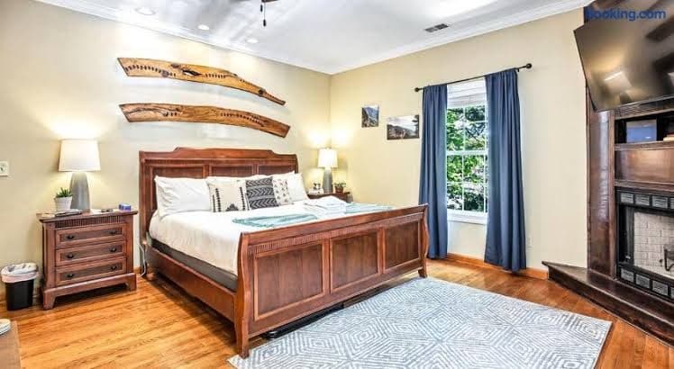 Island Nest - Entire Place, Hotel in James Island
