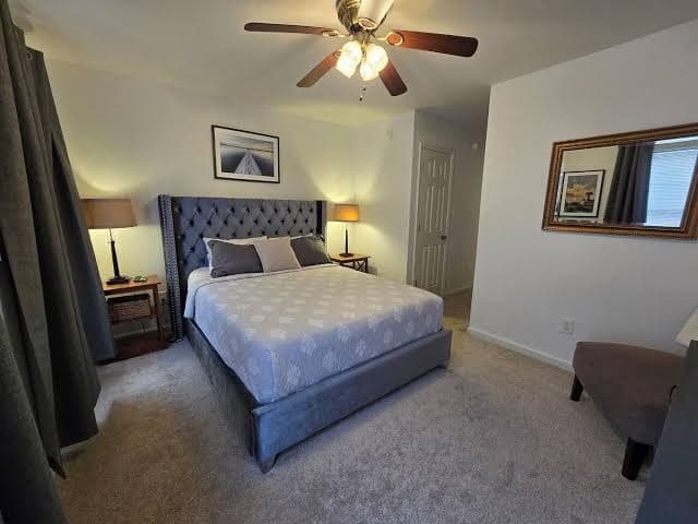 Beautifully Furnished Townhouse on James Island, 3 minutes to Downtown., Hotel in James Island