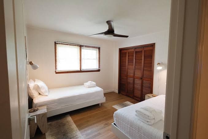 Charleston Modern Getaway, Hotel in James Island