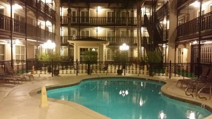Plaza Suite Metairie, Hotel in Metairie