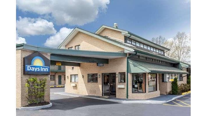 Days Inn by Wyndham Woodbury Long Island, Hotel in Syosset