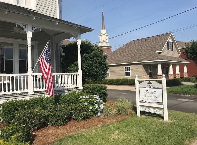 Trowell Historic Inn, Bed & Breakfast in Jesup