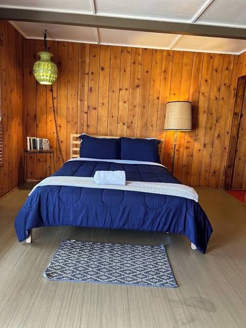Joshua Tree Ranch House Motel - Room 8, Motel in Joshua Tree