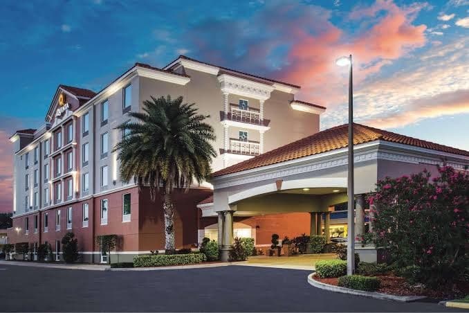 Comfort Inn & Suites Melbourne-Viera, Hotel in June Park